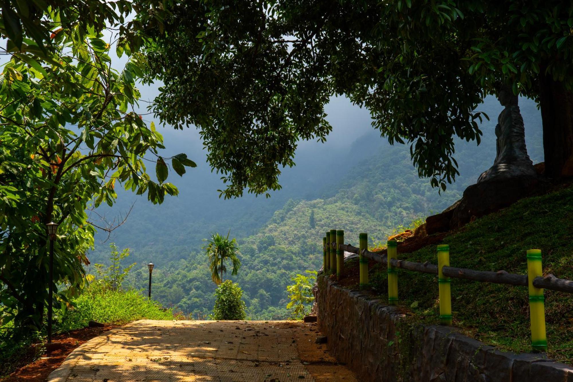 Karimb Resorts Vallikavungal المظهر الخارجي الصورة