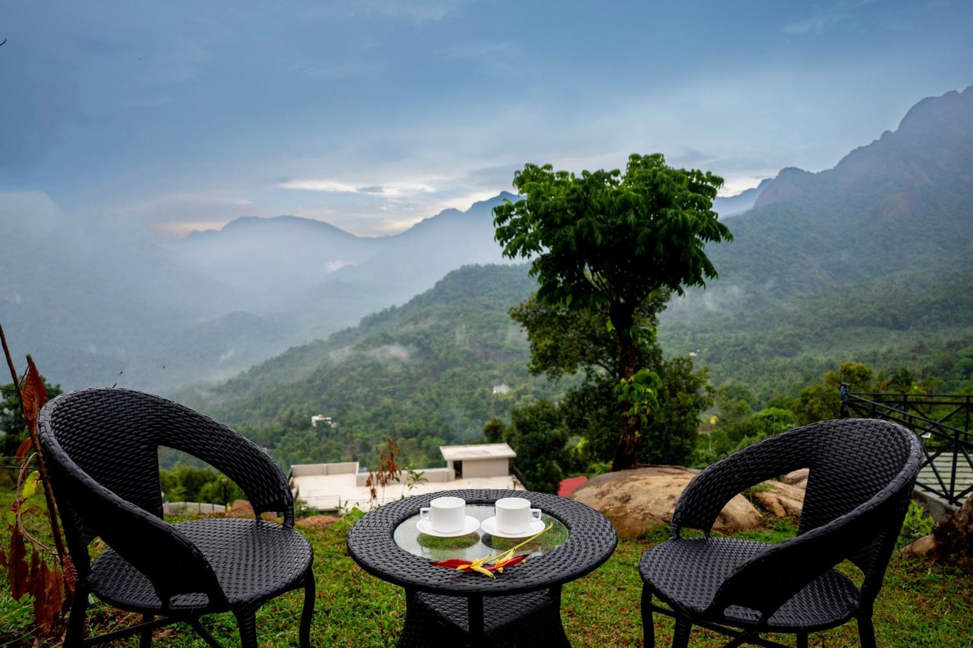Karimb Resorts Vallikavungal المظهر الخارجي الصورة